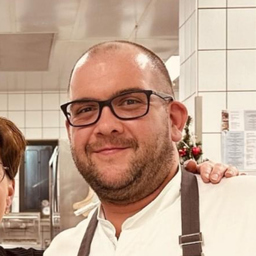 Sebastian Treude