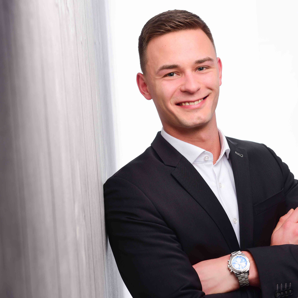 Jannik Mast Vertriebstrainer Großsparkassen SKreditpartner GmbH XING