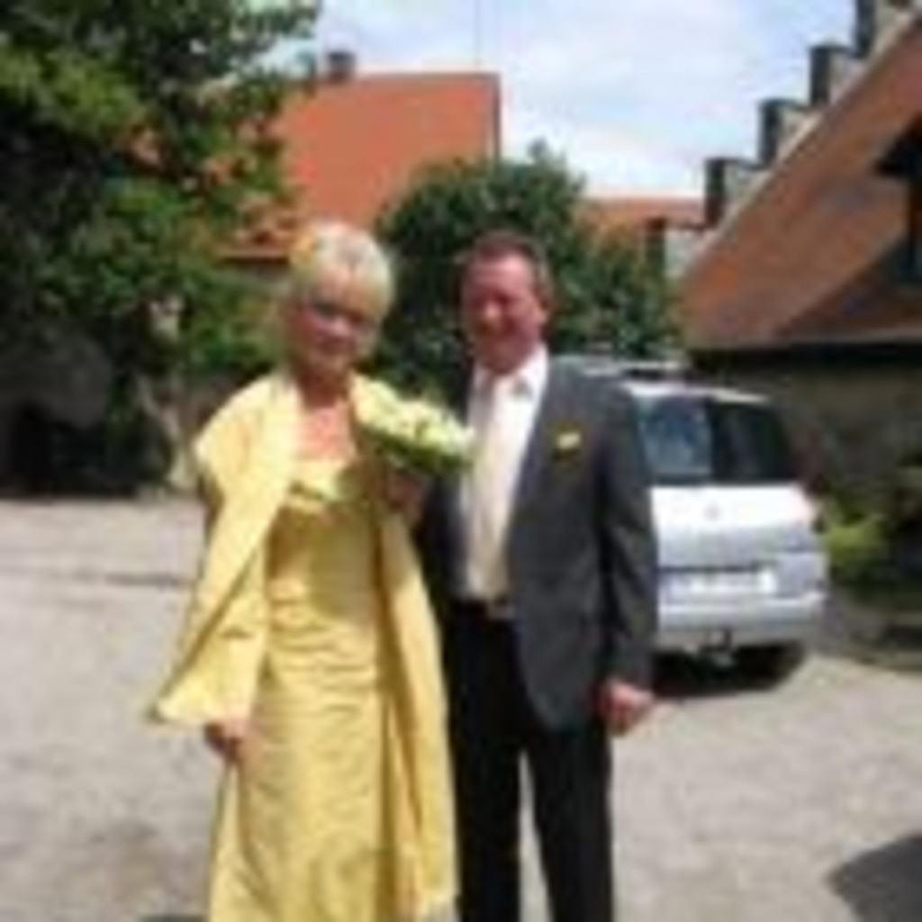 Alois Bauer in der Personensuche von Das Telefonbuch