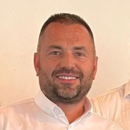 Niko Csele