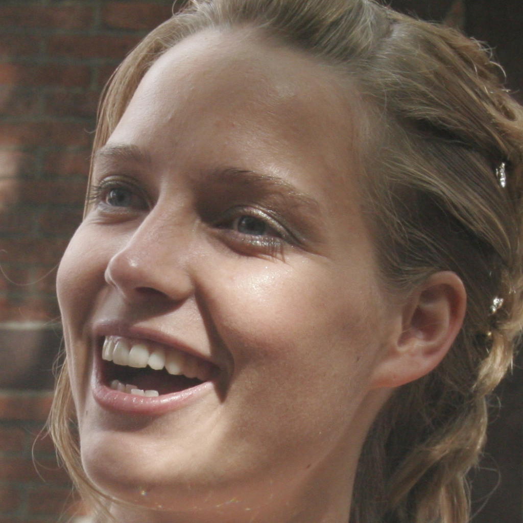 Daniela Naujokat Fachkraft für Intensiv und Anästhesiepflege