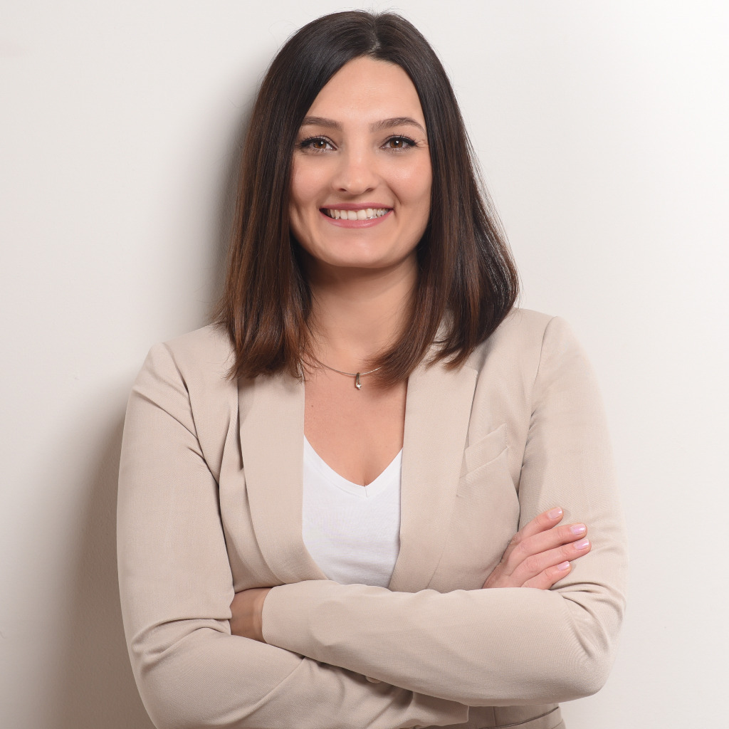 Karina Wilhelm Sales Manager Edgar Ambient Media Group GmbH XING