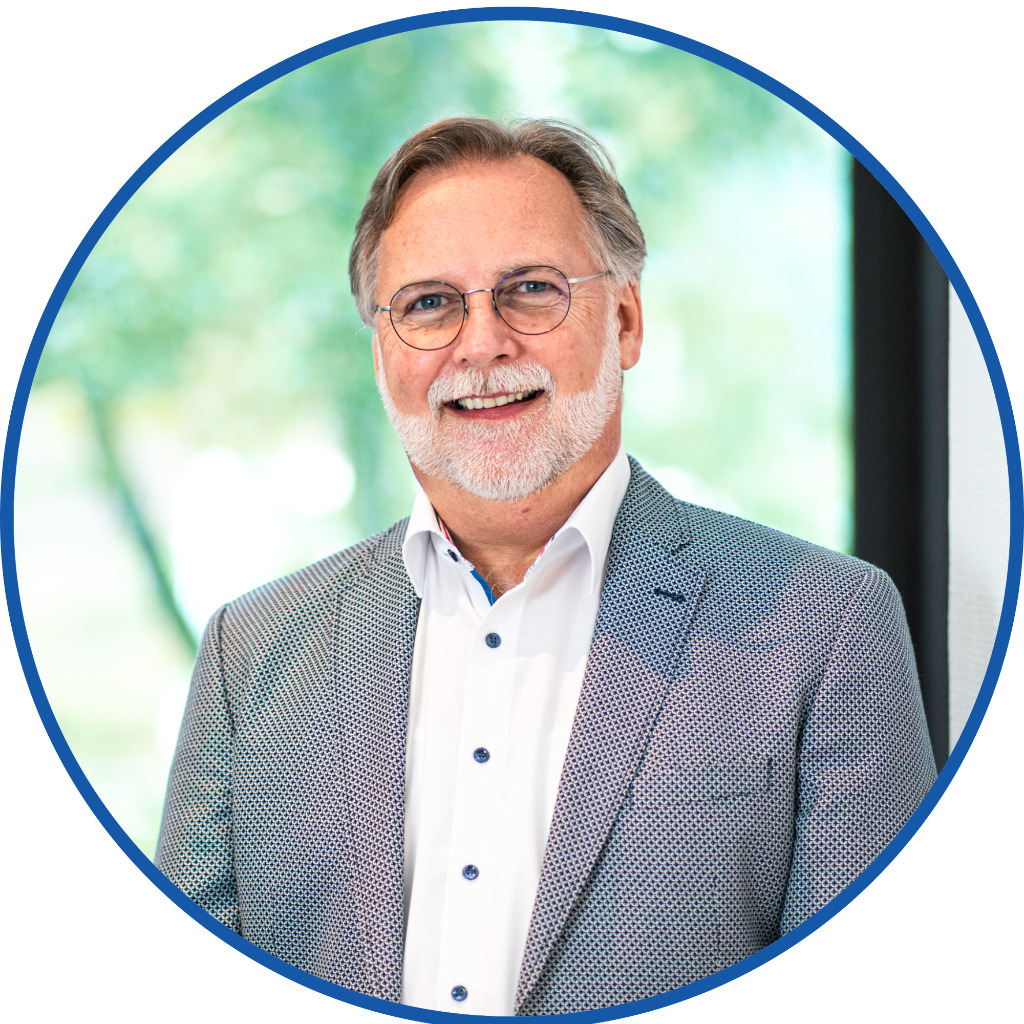 Michael Inhaber BaufiInvest XING