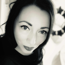 Carolin Dechow