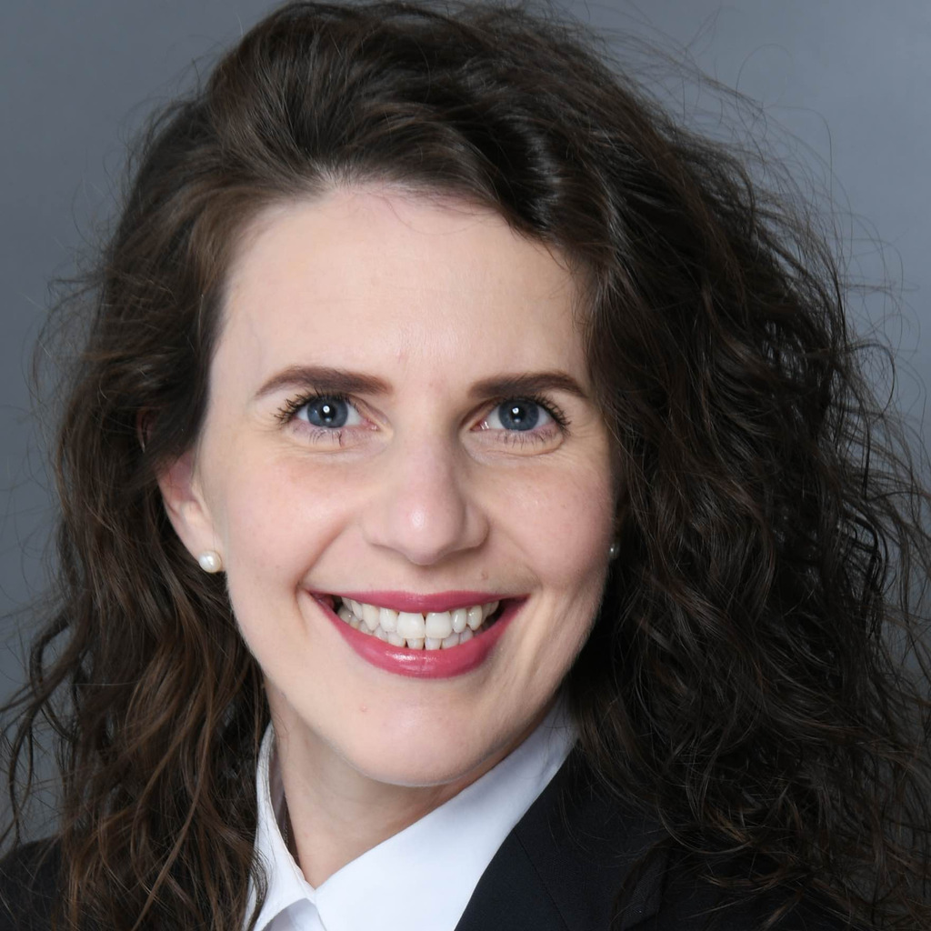 Ioana Serbanescu Manager MHP A Porsche Company XING