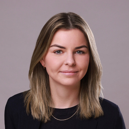 Verena Staab