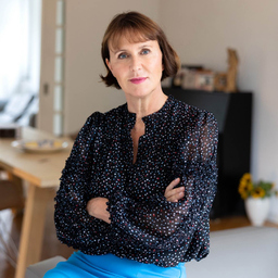 Julia Schröer