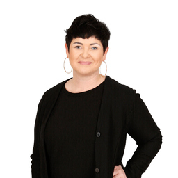 Dana Hanser