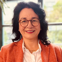 Dr. Martina Pauly