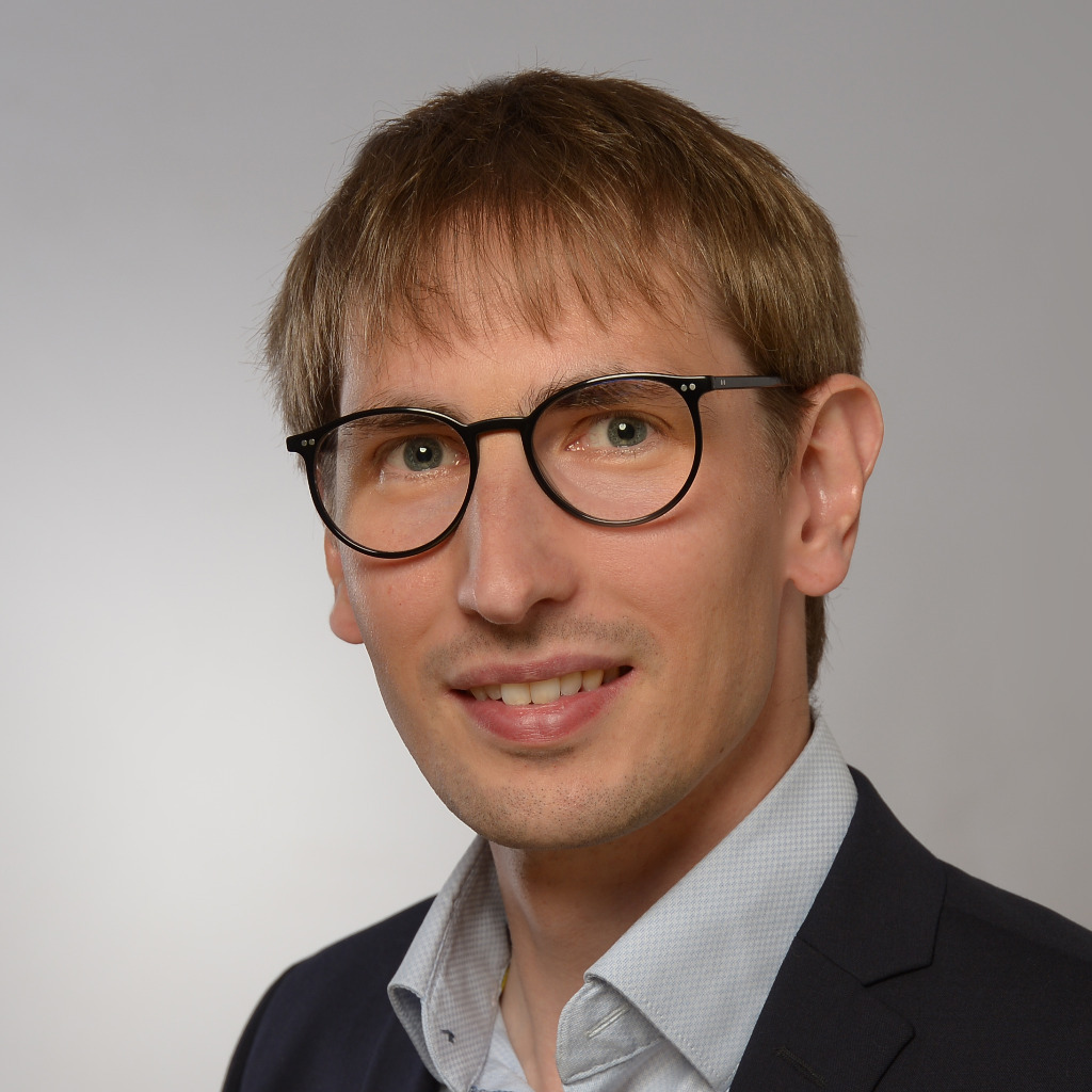 Hinnerk Worzyk Elternzeit Fr. Fassmer GmbH & Co. KG XING