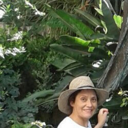 Teófila R. R.