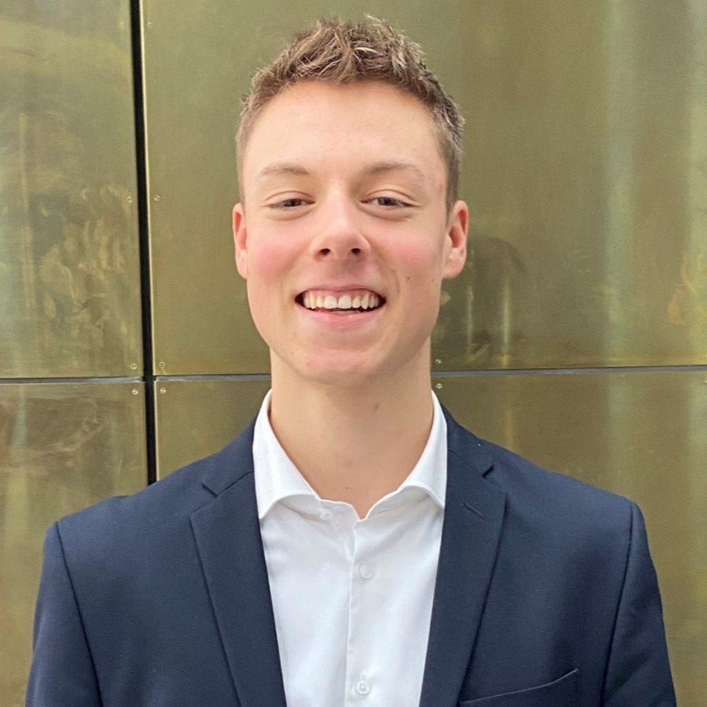 David Geis dual student Zurich Gruppe Deutschland XING