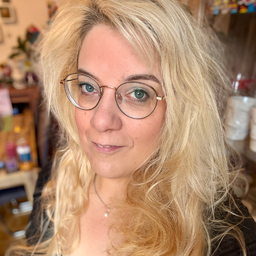 Yvonne Karschner