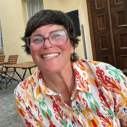 Nina Svechtarov