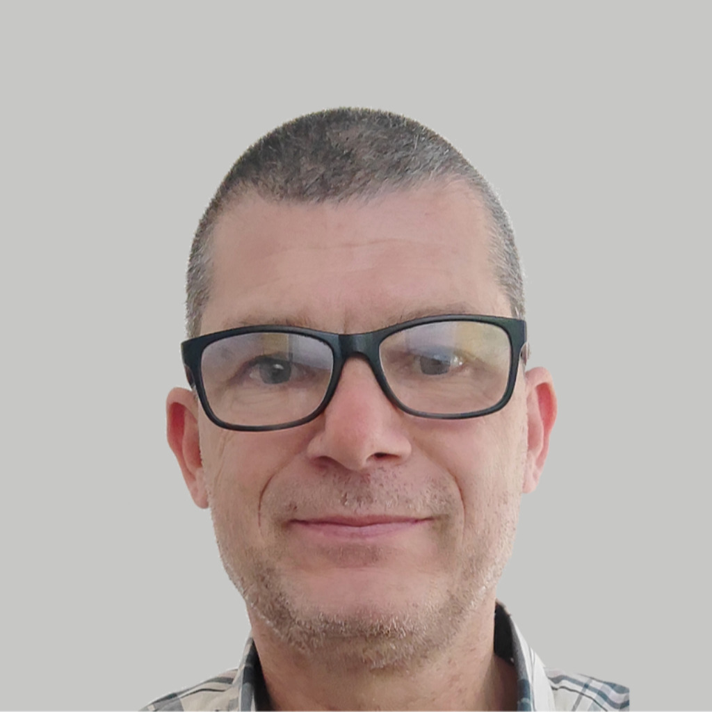 Robert Pesch Projektbetreuer McArena Freiluftsporthalle Robert