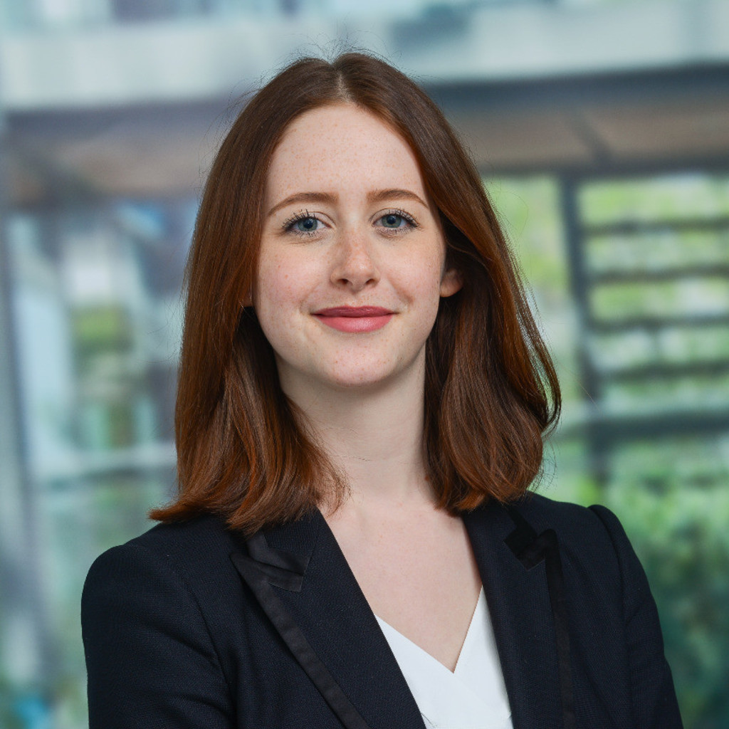 chantal-keller-senior-consultant-monitor-deloitte-strategy-xing