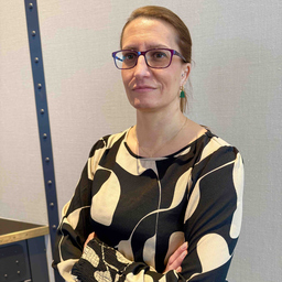 Julia Poschadel 