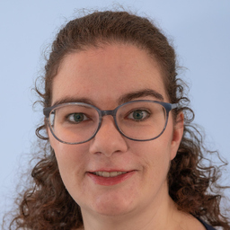 Catrin Simon