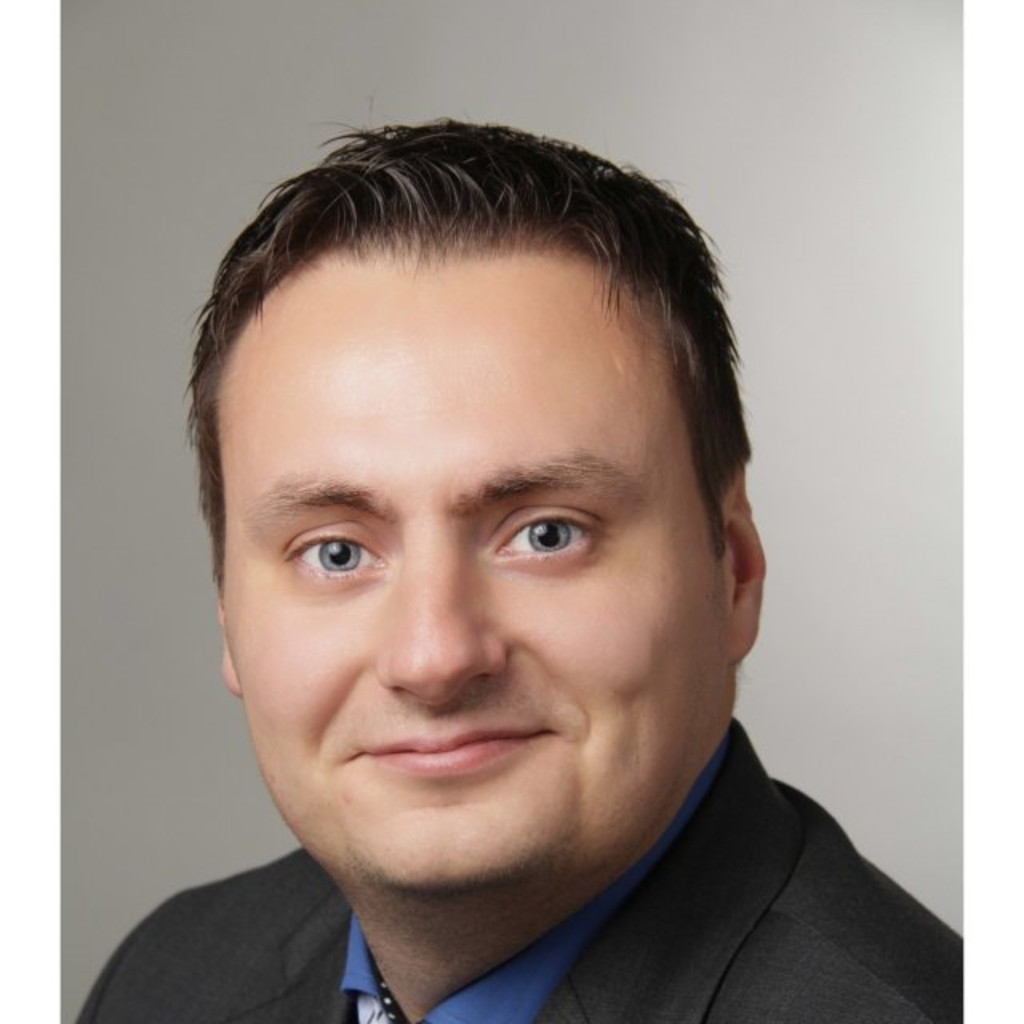 Harald Küchler System Manager Siemens AG XING