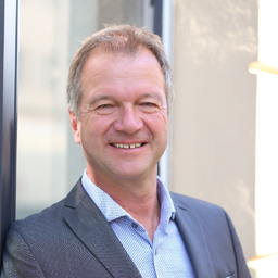 Dr. Tilo Messer