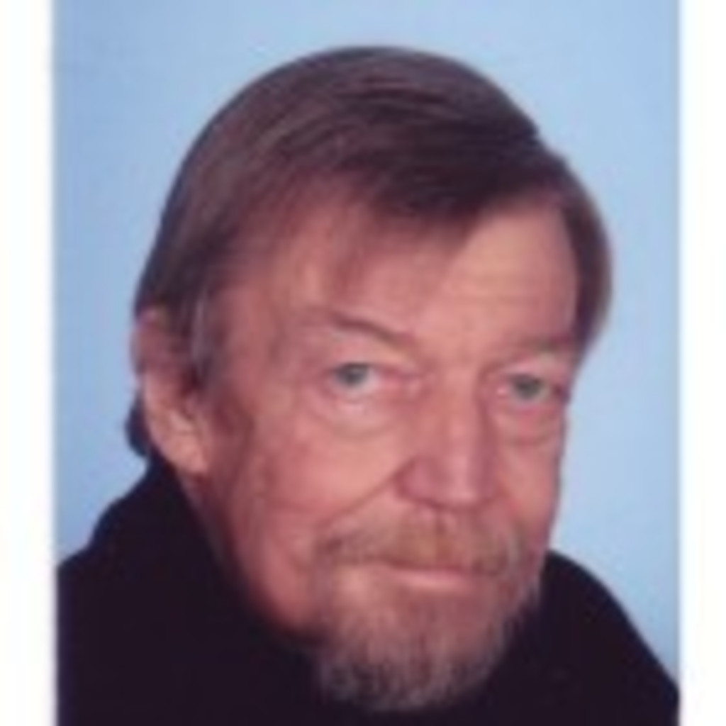 Bernd Henneberg Selbstständig Freiberuflicher Dozent XING