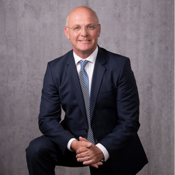 Karsten Thomas