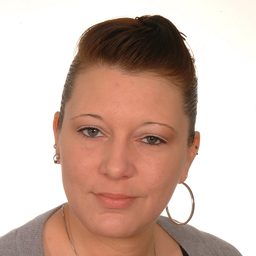 Nicole Lange