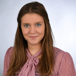 Nadine Schmidt
