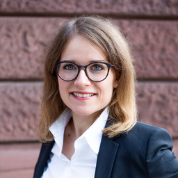 Dr. Franziska Feger