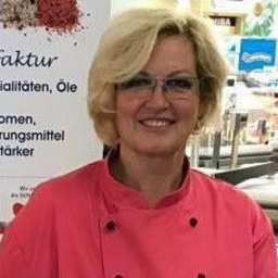 Marina Loschert