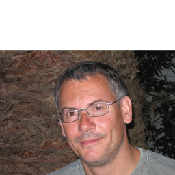 Dr. Henning Franz