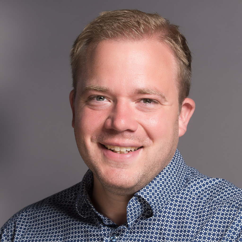 Sascha Beckers Geschäftsführer MOI Holding GmbH XING