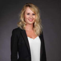 Mag. Larissa Amelung