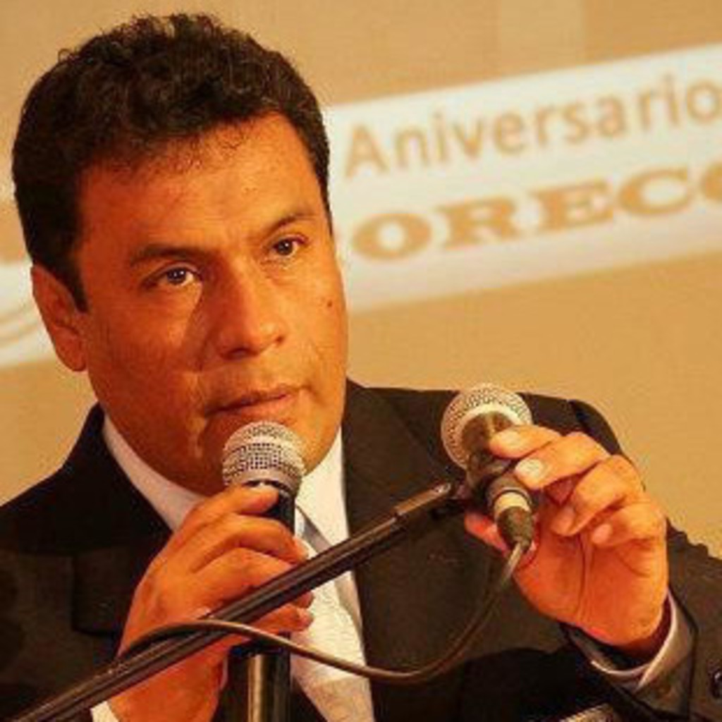 Johnny Espinoza Portilla Maestro de ceremonias johnny espinoza