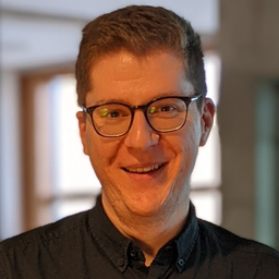 Tobias Holmes