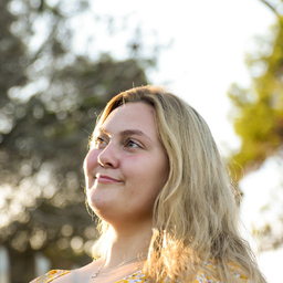 Lena Kast