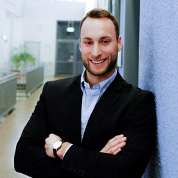 Tom Schubert