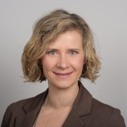 Dr. Esther Heinz