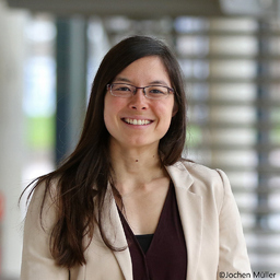 Dr. Stefanie Fella