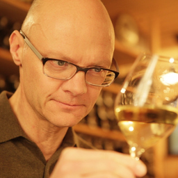 Dr. Wolfgang Staudt