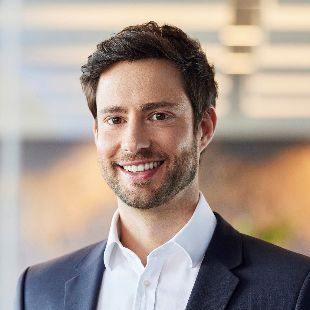 Alexander Leuthold Senior Sustainability Engineer Yanfeng