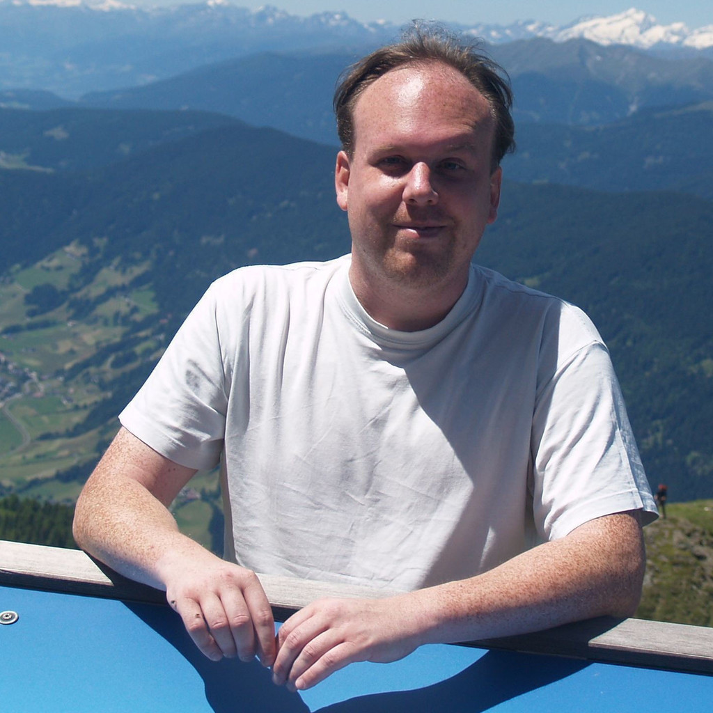 Mag. Matthias Schlenger Freier Mitarbeiter Diverse Unternehmen und