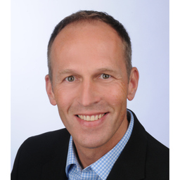 Dr. Matthias Mueller