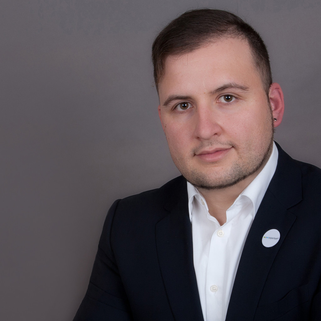 Giuseppe Ielapi Niederlassungsleiter expertum Gruppe XING