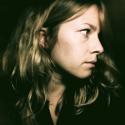Caroline Beer