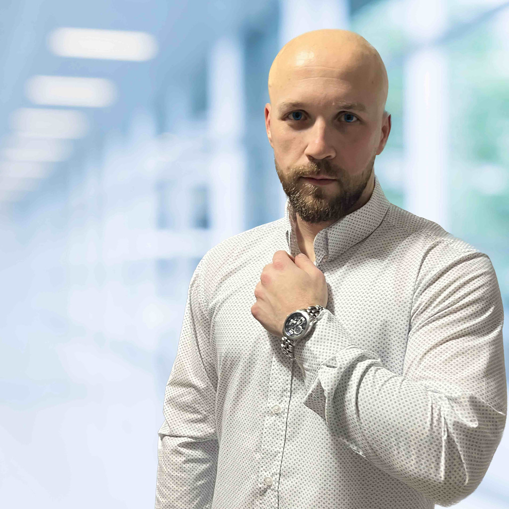 Aleksandar Nikolić Technical Support Engineer Sophos Technology