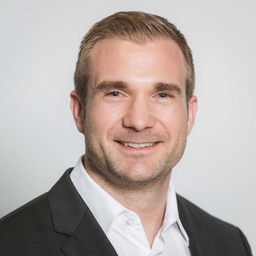 Dr. B. Bastian Schaack