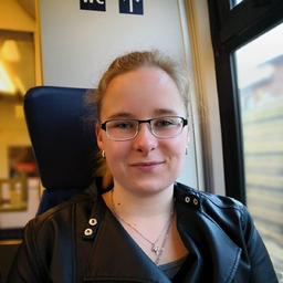 Julia Eder