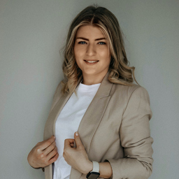 Anna Zacharias
