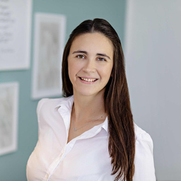Dr. Laura Pereira Lita